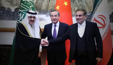 Κοσμογονική γεωπολιτική αλλαγή: Σ.Αραβία και Ιράν αποκτούν σχέσεις… φιλίας – Σοκ στις ΗΠΑ για την μεγάλη διπλωματική επιτυχία της Κίνας