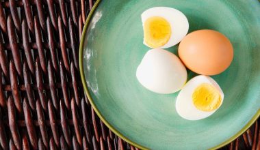 Να τι μπορείτε να κάνετε για να απαλλαγείτε από την άσχημη μυρωδιά των αυγών στα σκεύη σας