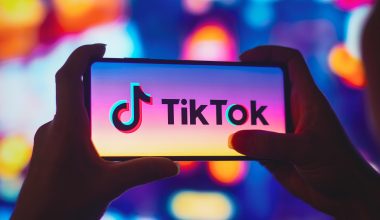 Αυξάνονται οι χώρες που «φρενάρουν» τη χρήση του TikTok – Η στάση των Κινέζων