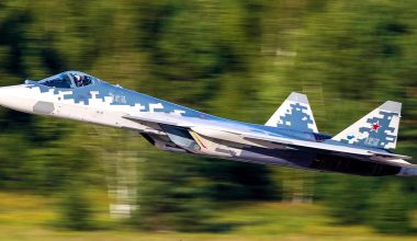 Μαχητικά Su-57 παραδόθηκαν στις ανατολικές βάσεις της Ρωσίας