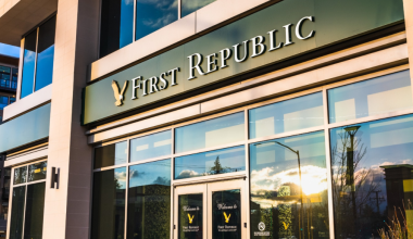 First Republic Bank: Στο «τραπέζι» να προσφερθεί κρατική στήριξη για να ενθαρρυνθεί το κλείσιμο συμφωνίας