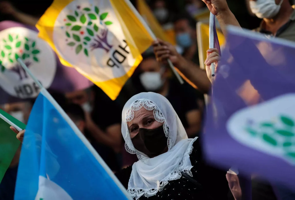 Τουρκία: Δεν κατεβαίνει στις εκλογές το φιλοκουρδικό κόμμα HDP
