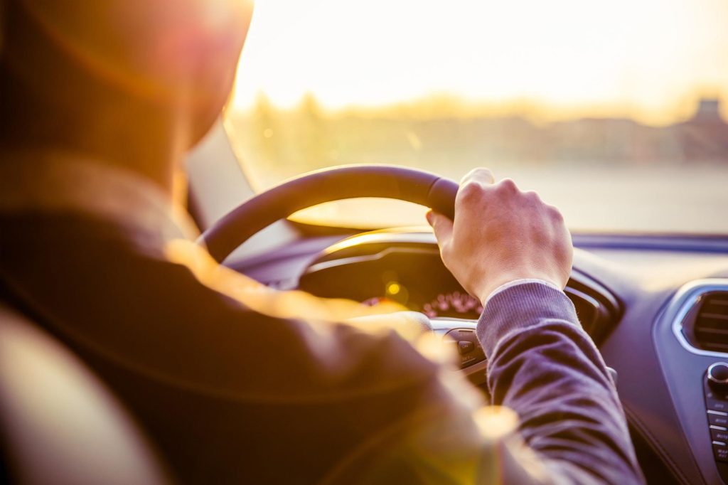 Οδήγηση: Η νεκρά ταχύτητα δεν συμβάλει στην βέλτιστη κατανάλωση βενζίνης