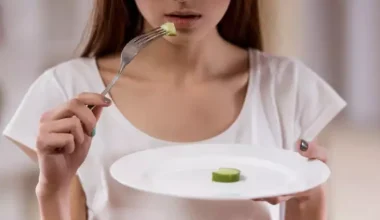 Διατροφικές διαταραχές: Τα σημάδια που δείχνουν ότι ίσως πάσχετε