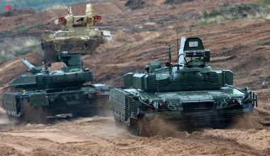 Οι Ρώσοι ετοιμάζονται για τα δυτικά άρματα: Βολή στα 5χλμ. από Τ-90Μ! (βίντεο)