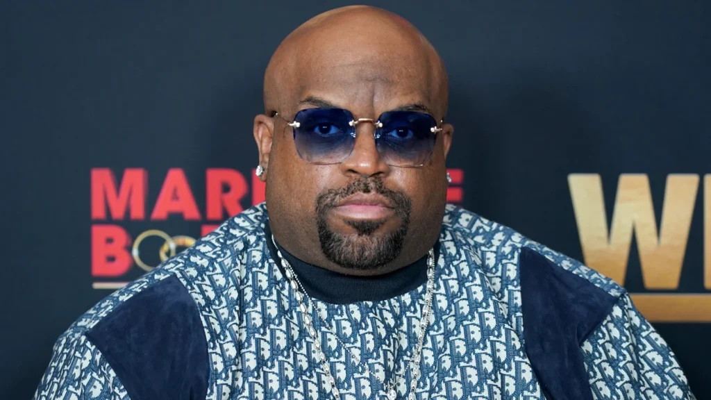 Ο ράπερ CeeLo Green έπεσε από άλογο – Η επική τούμπα που «έριξε» το διαδίκτυο (βίντεο)