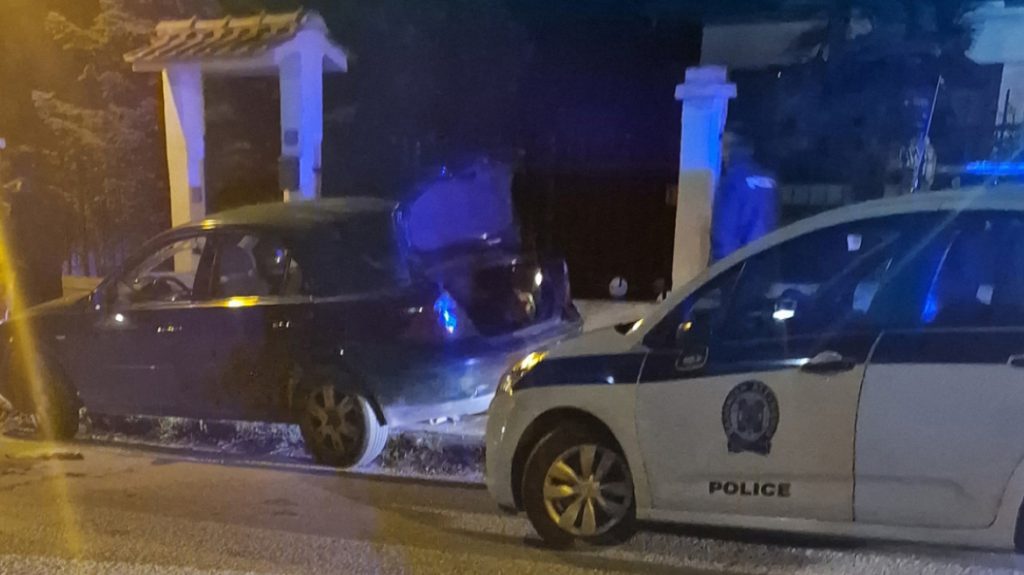 Θεσσαλονίκη: Στον ανακριτή σήμερα ο 62χρονος απόστρατος που κλειδώθηκε με τα 2,5 χρονών παιδιά του στο αυτοκίνητο