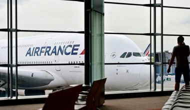 Γαλλία: Μαζικές ακυρώσεις πτήσεων σε μεγάλα αεροδρόμια λόγω της απεργίας για το συνταξιοδοτικό