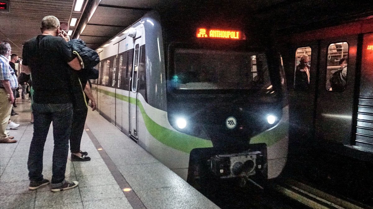 Μετρό: Στάση εργασίας σήμερα το βράδυ – Πότε θα «τραβήξουν χειρόφρενο» οι εργαζόμενοι