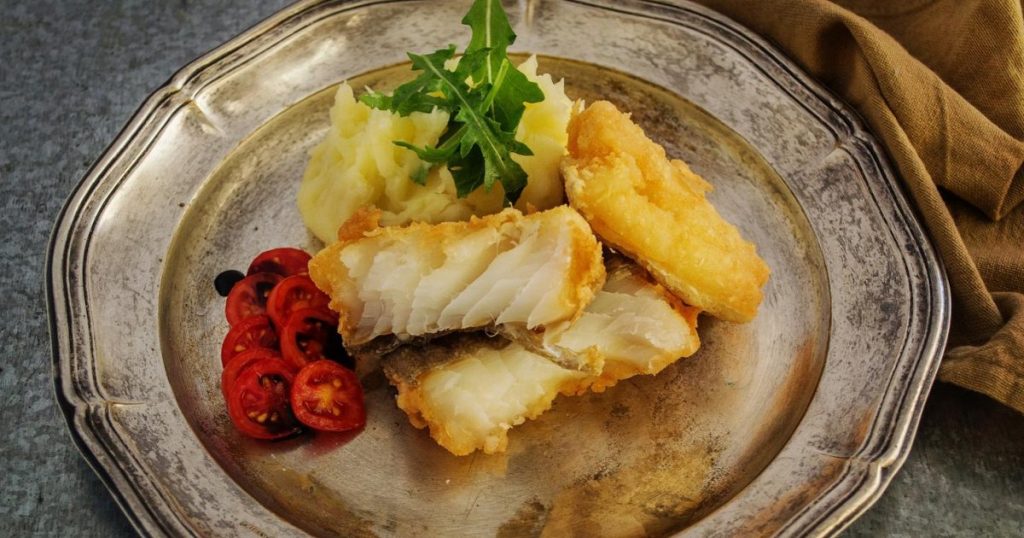 Μπακαλιάρος σκορδαλιά: Η θρεπτική αξία του αγαπημένου πιάτου της 25ης Μαρτίου και τι να προσέχετε