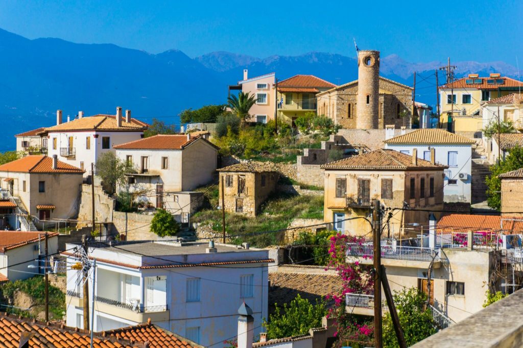 Χρισσό: Ένα παραδοσιακό και καταπράσινο χωριό μόλις δυόμισι ώρες από την Αθήνα