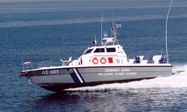 Χαλκίδα: Αυτοκίνητο με δύο άτομα έπεσε στο λιμάνι – Η ανακοίνωση του Λιμενικού