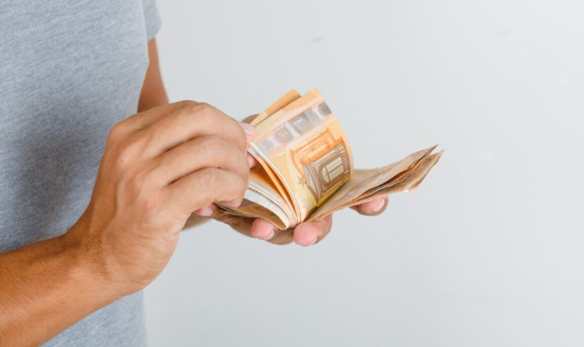 ΔΥΠΑ: Δείτε πότε ξεκινά η προπληρωμή των επιδομάτων και του Δώρου Πάσχα