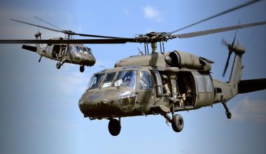Συγκρούστηκαν στον αέρα δύο ελικόπτερα Blackhawk του US Army  – Τουλάχιστον 10 νεκροί