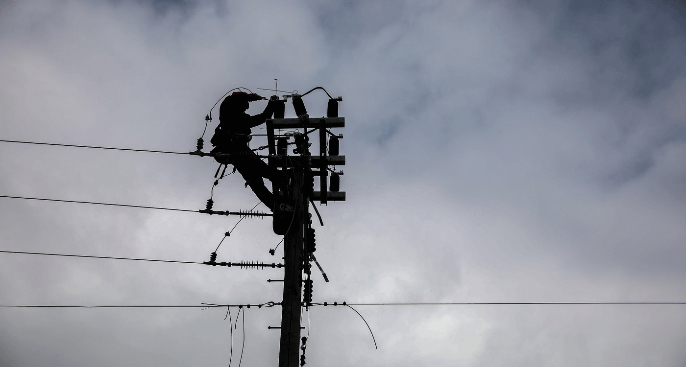 «Έρχονται» αποζημιώσεις έως 2.000 ευρώ για διακοπές ρεύματος άνω των 72 ωρών