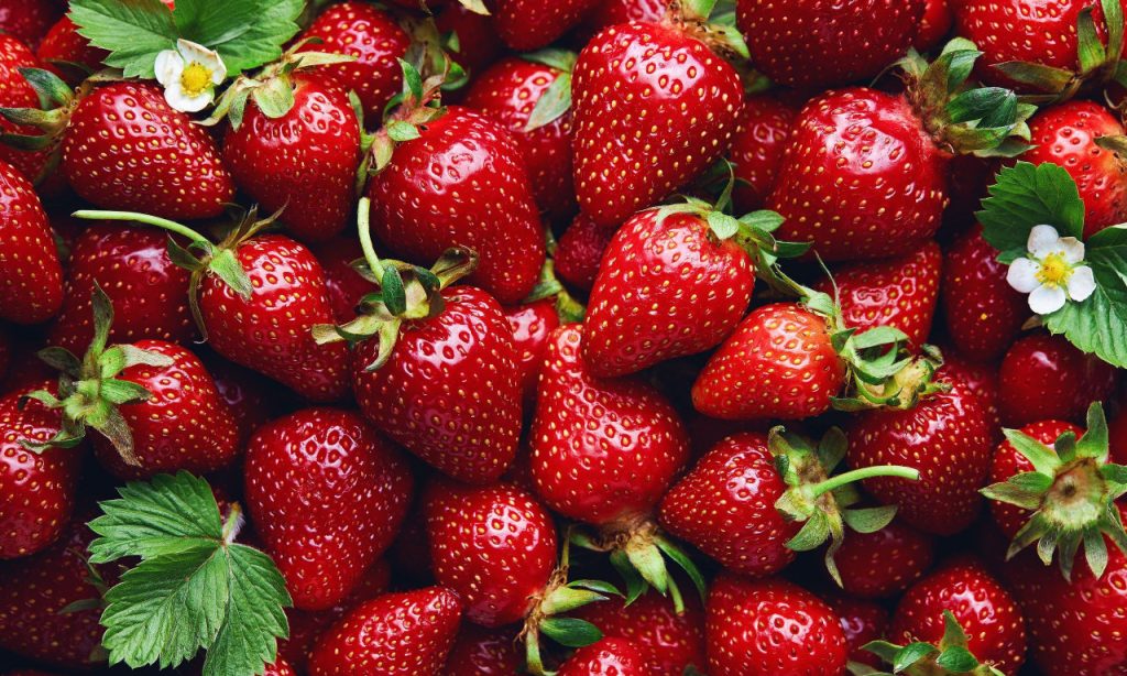 Φράουλες: Τα πέντε μεγάλα οφέλη τους για την υγεία μας