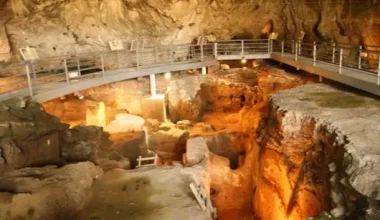 Αυτή είναι η παλιότερη γνωστή ανθρώπινη κατασκευή στην Ελλάδα (φώτο)