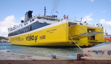 Κυλλήνη: Συγκρούστηκαν πλοία στο λιμάνι – Ταλαιπωρία για τους επιβάτες