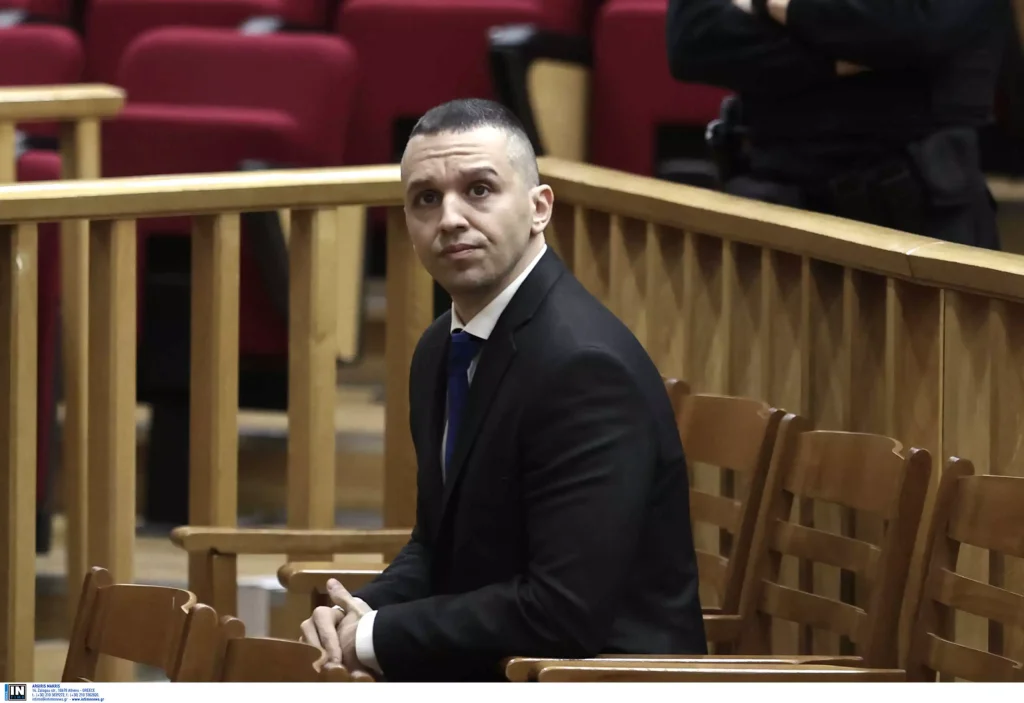 Δικαστικός της «ομάδας» Ντόρας–Μαρινάκη προαλείφεται ως επικεφαλής των «Ελλήνων» του Ηλία Κασιδιάρη;