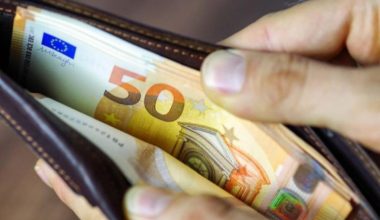 Κατώτατος μισθός: Αυξάνεται στα 780 ευρώ από σήμερα – Οι αλλαγές σε 19 επιδόματα