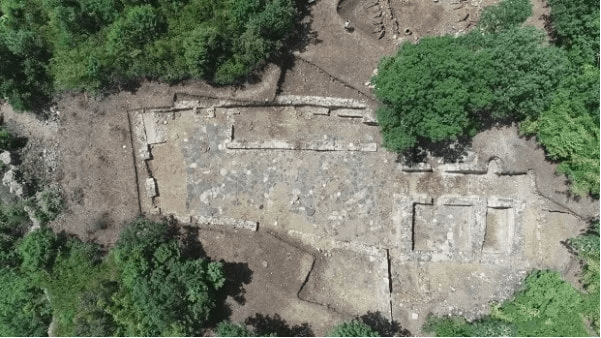 Σπουδαία αρχαιολογική ανακάλυψη στην Βουλγαρία: Βρέθηκε κυριλλική επιγραφή του 10ου αιώνα