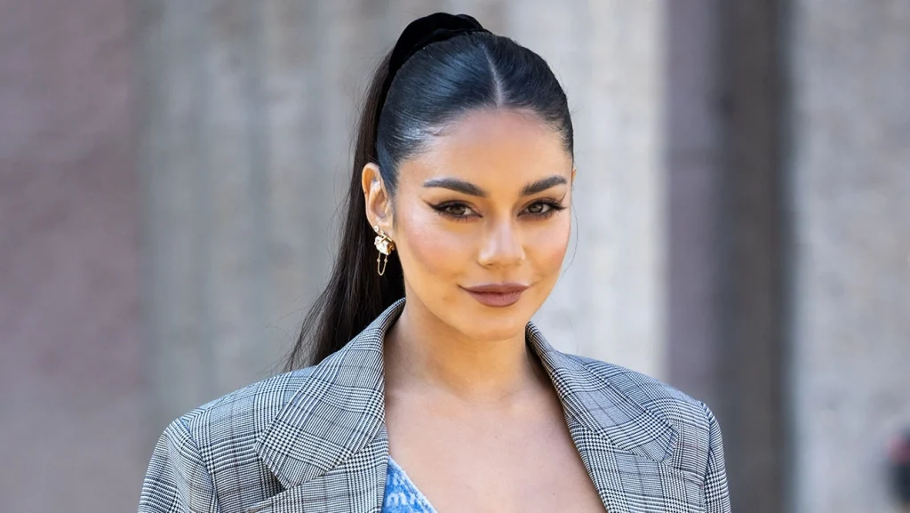 Βανέσα Χάντζενς: Ποζάρει με μικροσκοπικό μπικίνι στις διακοπές της στις Φιλιππίνες και «κολάζει» (φώτο)