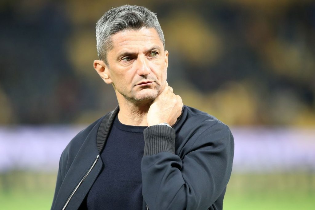 Ρ.Λουτσέσκου για το ΠΑΟΚ-ΑΕΚ: «Περίεργες αποφάσεις – Στο 0-1 υπάρχει καθαρό φάουλ»