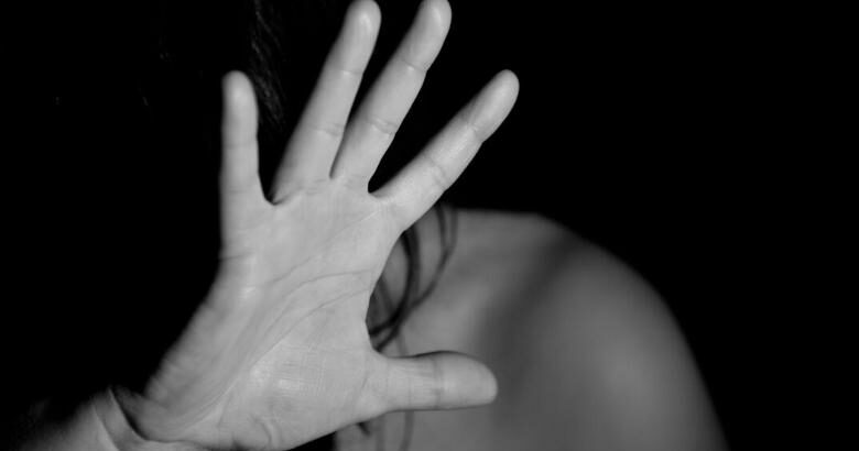 Ρέθυμνο: Καταγγελία 19χρονης για βιασμό από δύο άτομα – Ο ένας συνελήφθη στο Ηράκλειο