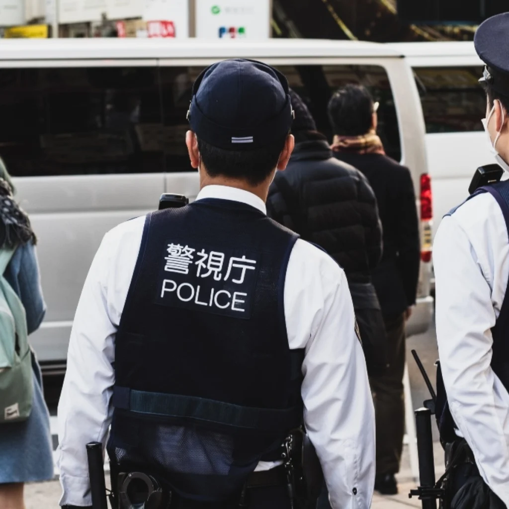 «Ο θηλυκός Bruce Lee»: Σερβιτόρα στην Κίνα έβγαλε νοκ άουτ δύο πελάτες που την παρενόχλησαν (βίντεο)