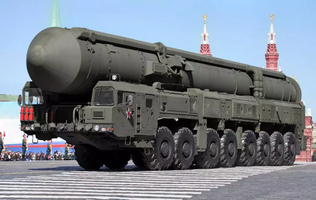 Μ.Γκριζλόφ: «Η Ρωσία θα αναπτύξει πυρηνικά όπλα κοντά στα σύνορα της Λευκορωσίας με το NATO»