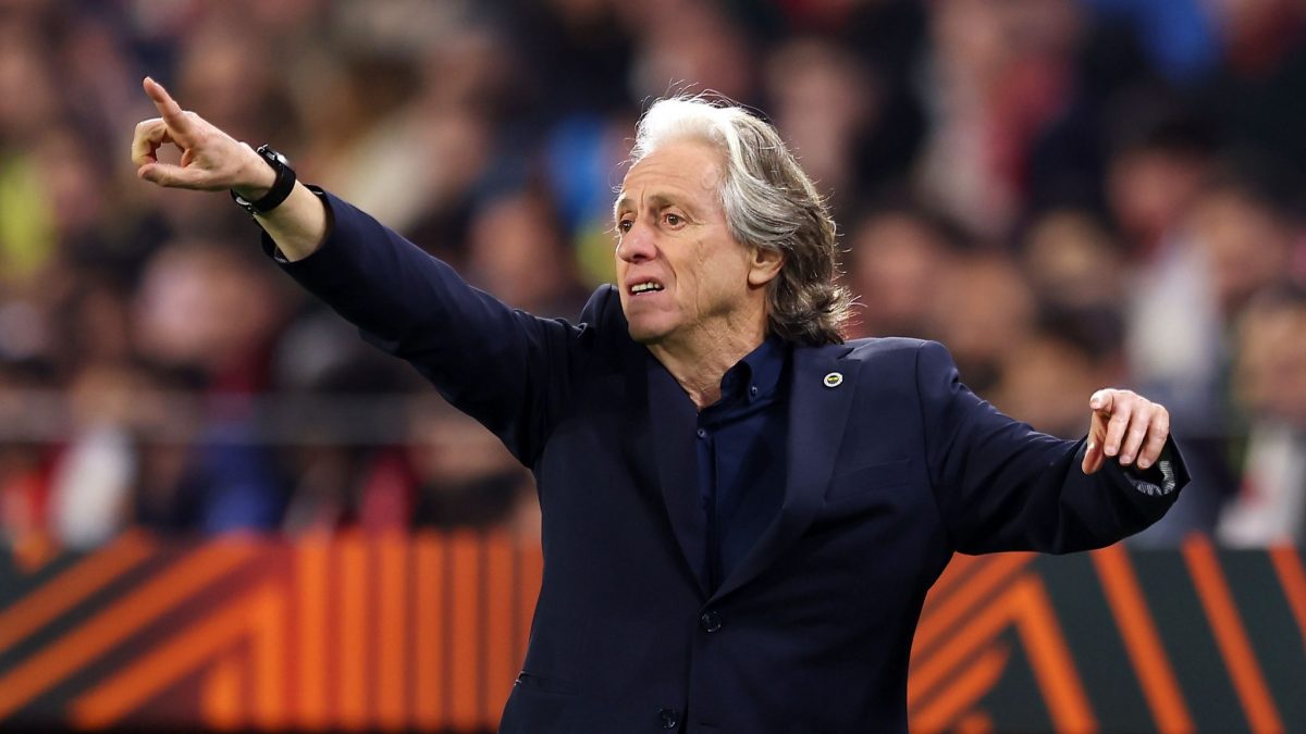 Τελειώνει η συνεργασία του Ζόρζε Ζέσους με την Φενέρμπαχτσε