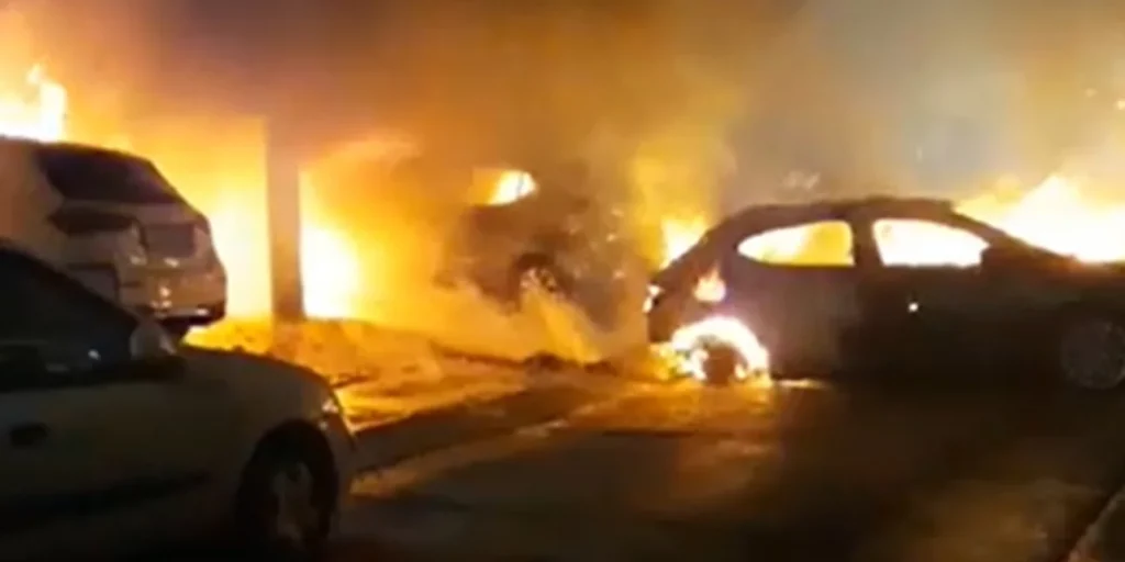 Σεπόλια: Βίντεο – ντοκουμέντο από την μεγάλη φωτιά που ξέσπασε σε πυλωτή πολυκατοικίας