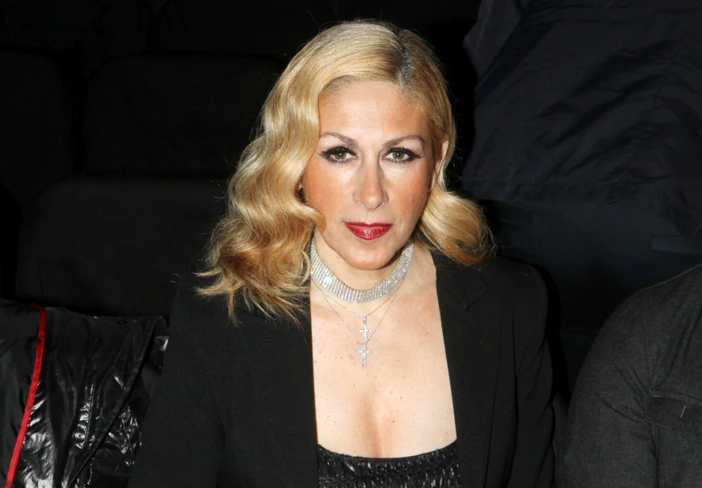 Έφη Σαρρή: «Ποιος ασχολείται με το σεξ πια; – Είναι τόσο παρωχημένο»