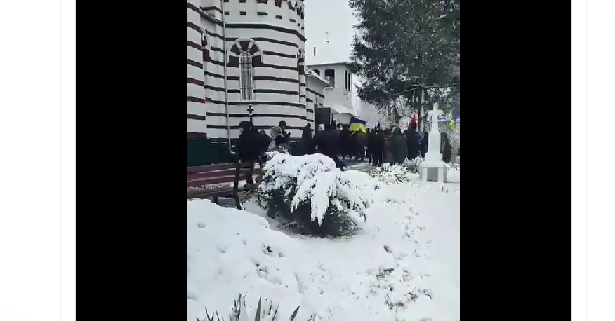 Ουκρανία: Αρπάζουν τα ορθόδοξα μοναστήρια που υπάγονται στο Πατριαρχείο της Μόσχας (βίντεο)