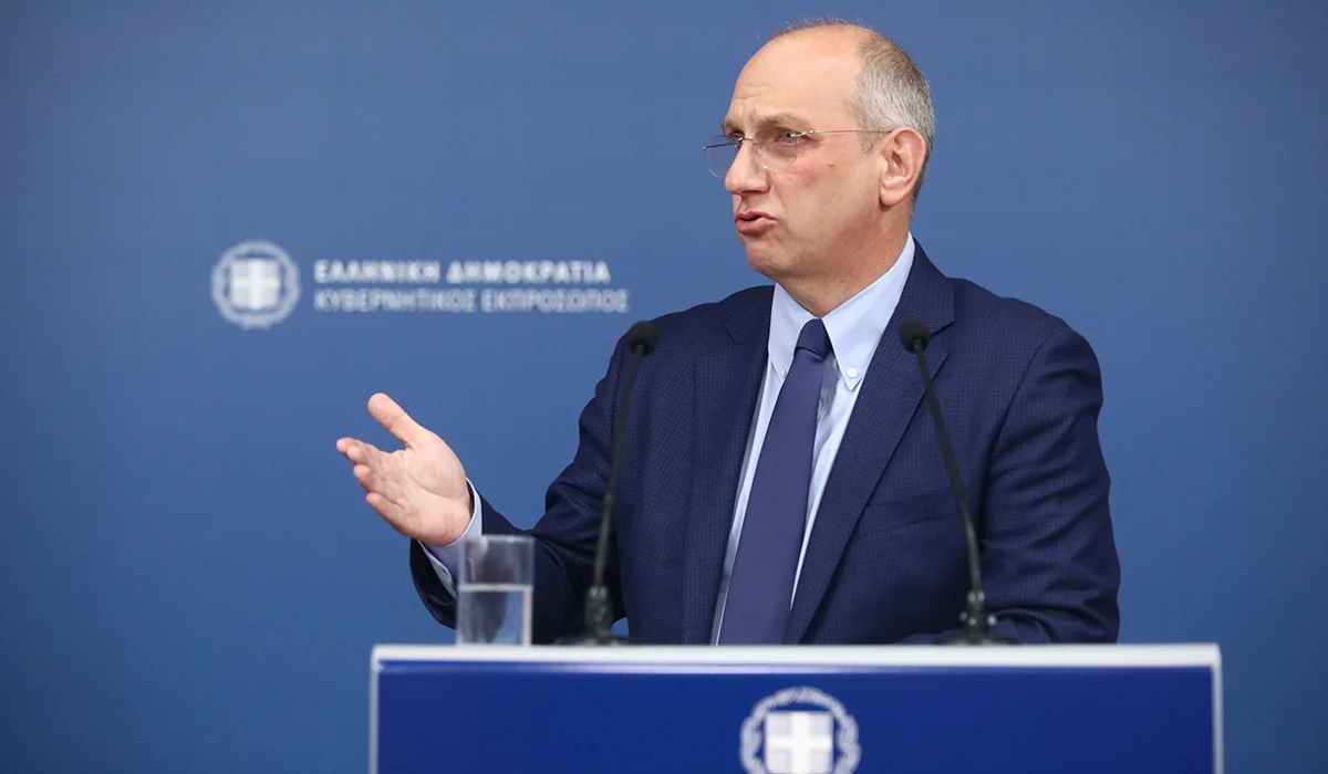 Ο Γ.Οικονόμου καλύπτει τον Τ.Θεοδωρικάκο: «Ο ΣΥΡΙΖΑ είναι με την τάξη και τη νομιμότητα ή με τη βία και τη μπαχαλοποίηση;»