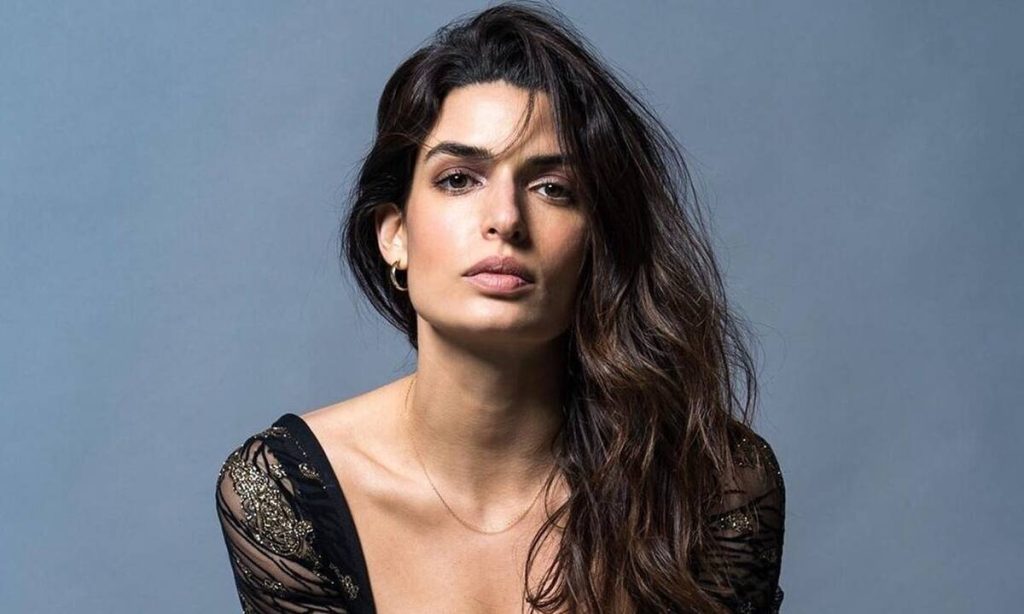 Τόνια Σωτηροπούλου: Ποζάρει με φούξια εσώρουχα και είναι πιο σέξι από ποτέ (φωτο)