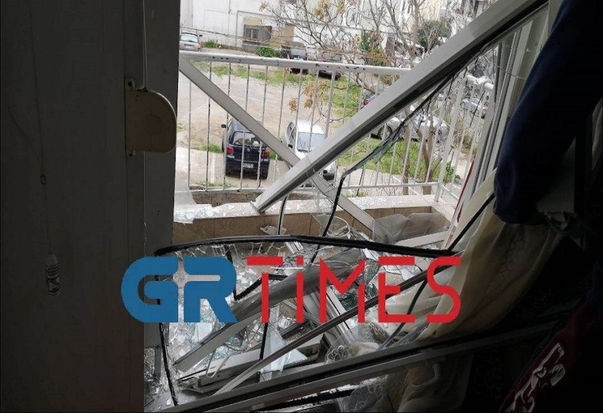 Θεσσαλονίκη: Βομβαρδισμένο τοπίο το Airbnb μετά την έκρηξη από γκαζάκι (φωτο-βίντεο)