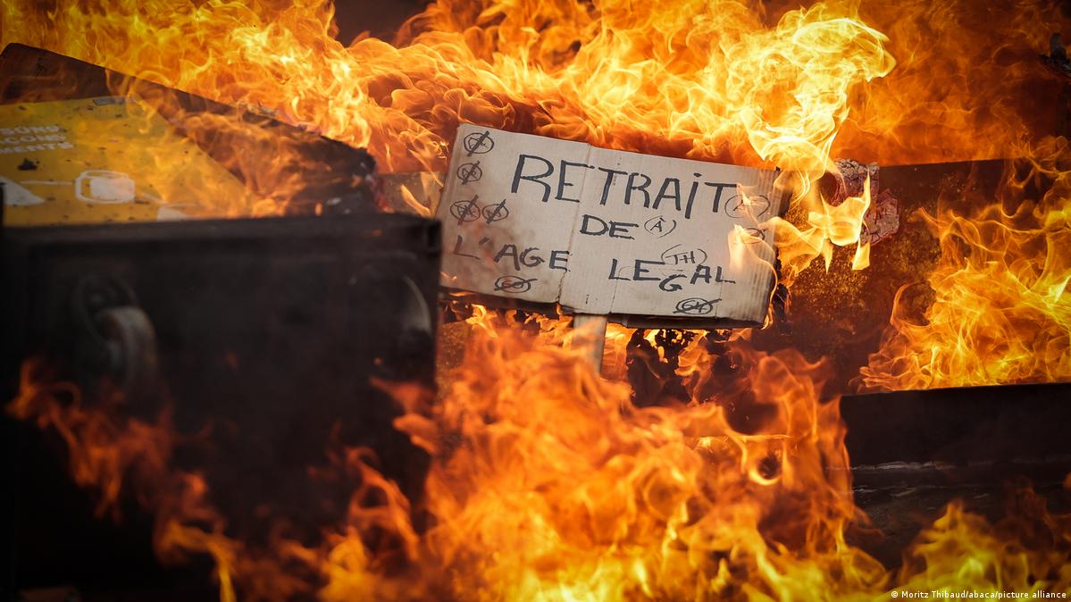 Οι Γάλλοι εξεγείρονται κατά Μακρόν! – Συγκλονιστικός λόγος διαδηλωτή!