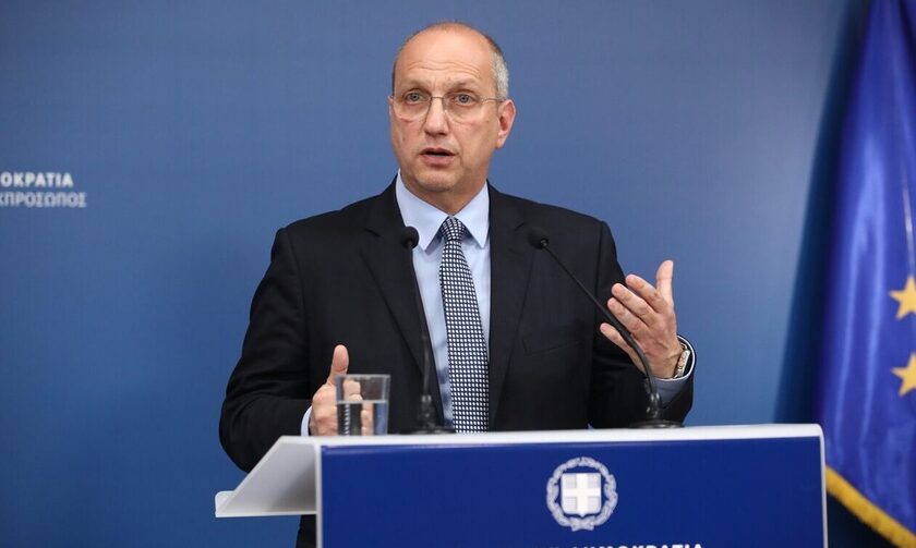 Γ.Οικονόμου: Έχασε τα λόγια του σε ερώτηση για το σκάνδαλο των υποκλοπών