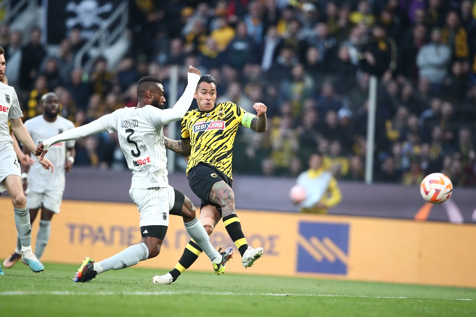 ΑΕΚ: Εκτός με Ολυμπιακό ο Σέρχιο Αραούχο – Αγωνία για τα επόμενα ματς των πλέι οφ