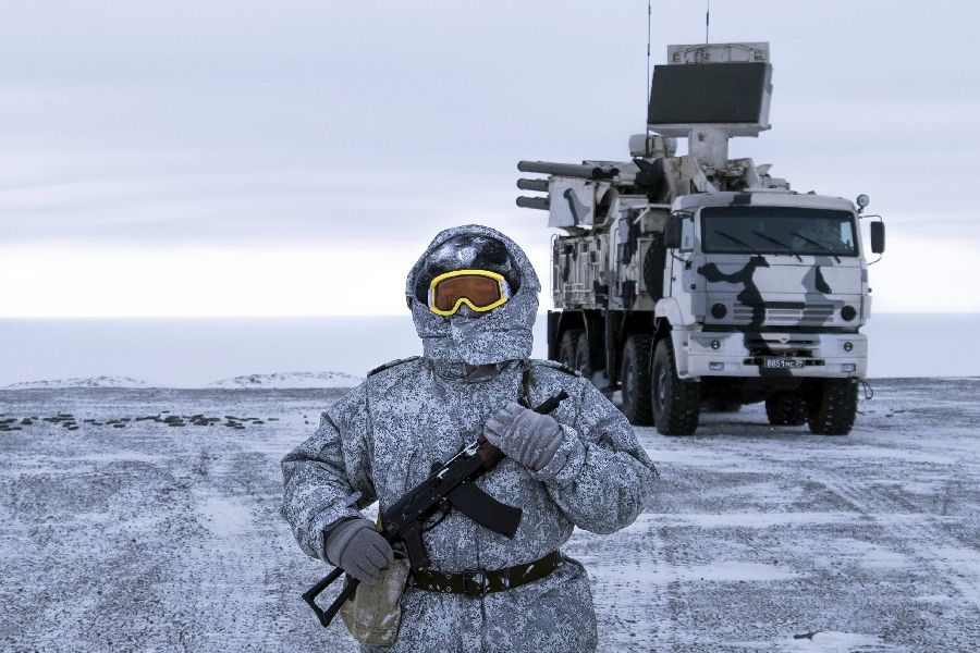 Η Ρωσία ξεκίνησε ευρείας κλίμακας στρατιωτική άσκηση στην Αρκτική