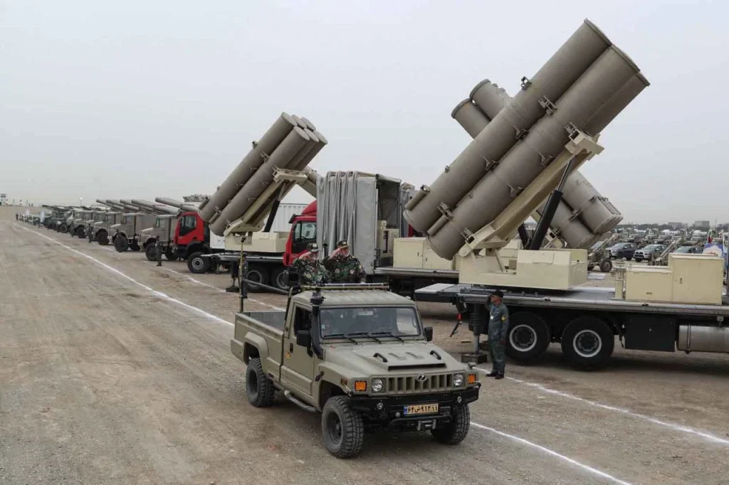 Politico: To Iράν σε μυστικές συνομιλίες με την Κίνα και τη Ρωσία για την απόκτηση καυσίμων πυραύλων