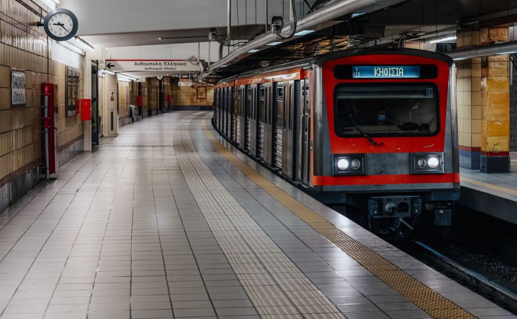 Πώς θα κινηθούν σήμερα Μετρό, λεωφορεία, ΗΣΑΠ, τρόλεϊ και τραμ