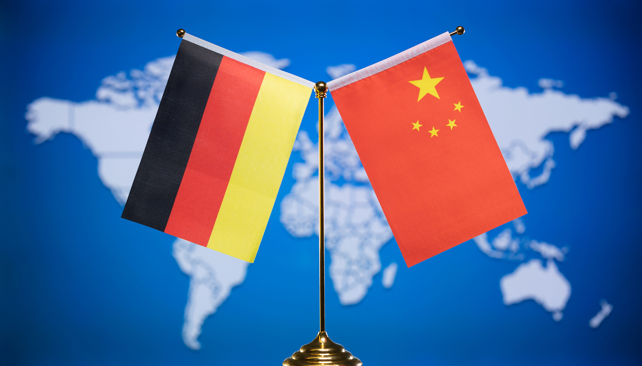 Η Κίνα καλεί την Γερμανία να στηρίξει την «ειρηνική επανένωση» με την Ταϊβάν