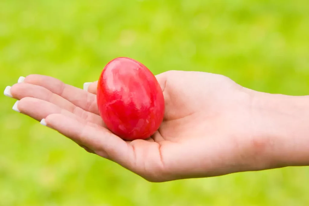 Τα μυστικά για να διαλέξεις το αυγό που θα κερδίσει στο τσούγκρισμα