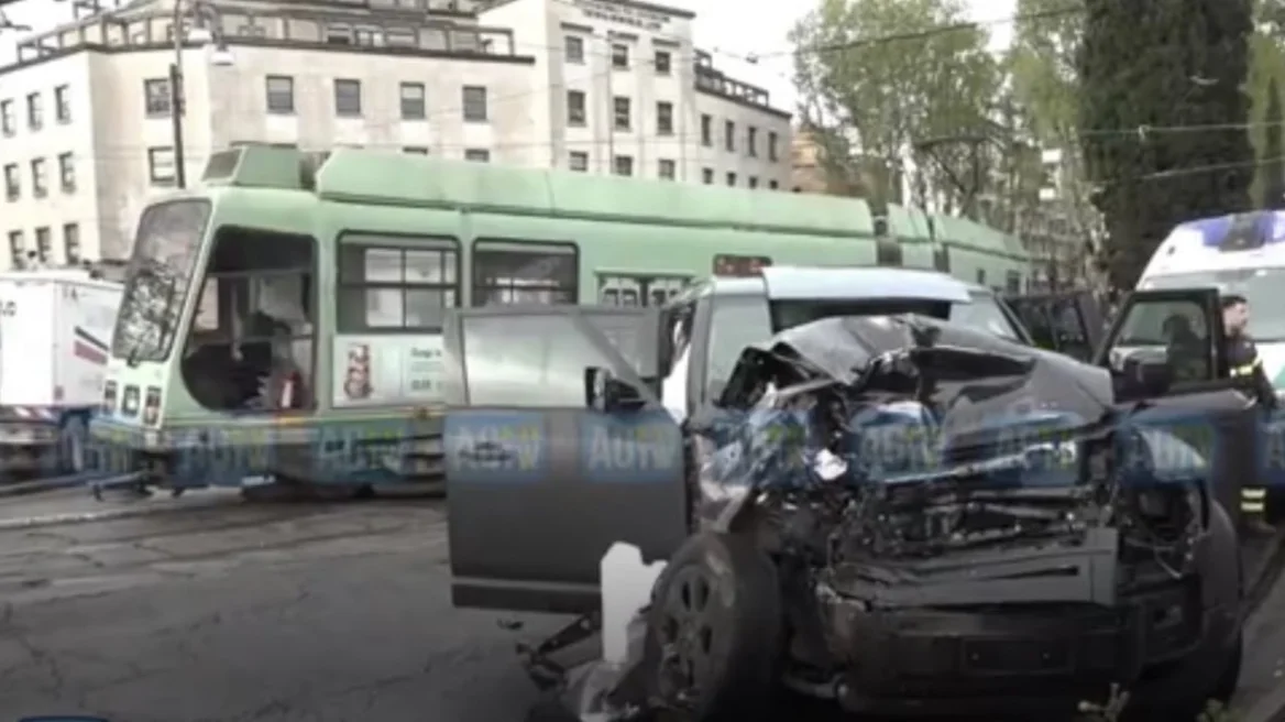 Ιταλία: Τροχαίο για τον αρχηγό της Λάτσιο Τσίρο Ιμόμπιλε – Τράκαρε με τραμ (βίντεο)