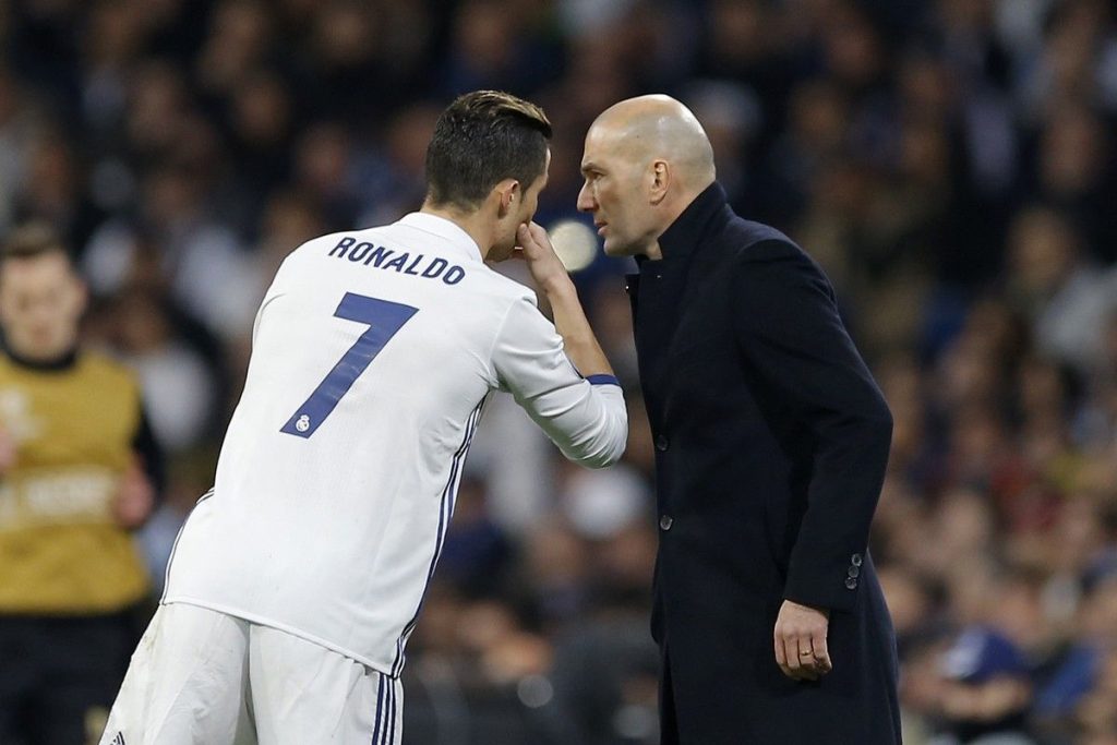 Η Αλ Νασρ του Κριστιάνο Ρονάλντο δίνει «χρυσάφι» στον Ζινεντίν Ζιντάν: Προσφέρει 120 εκατ. ευρώ για τη θέση του προπονητή