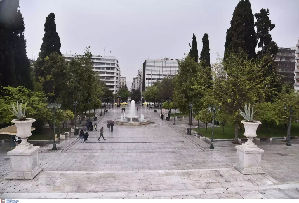 Πάσχα 2023: Άδειοι οι δρόμοι της Αθήνας και σήμερα Δευτέρα του Πάσχα (φωτο)