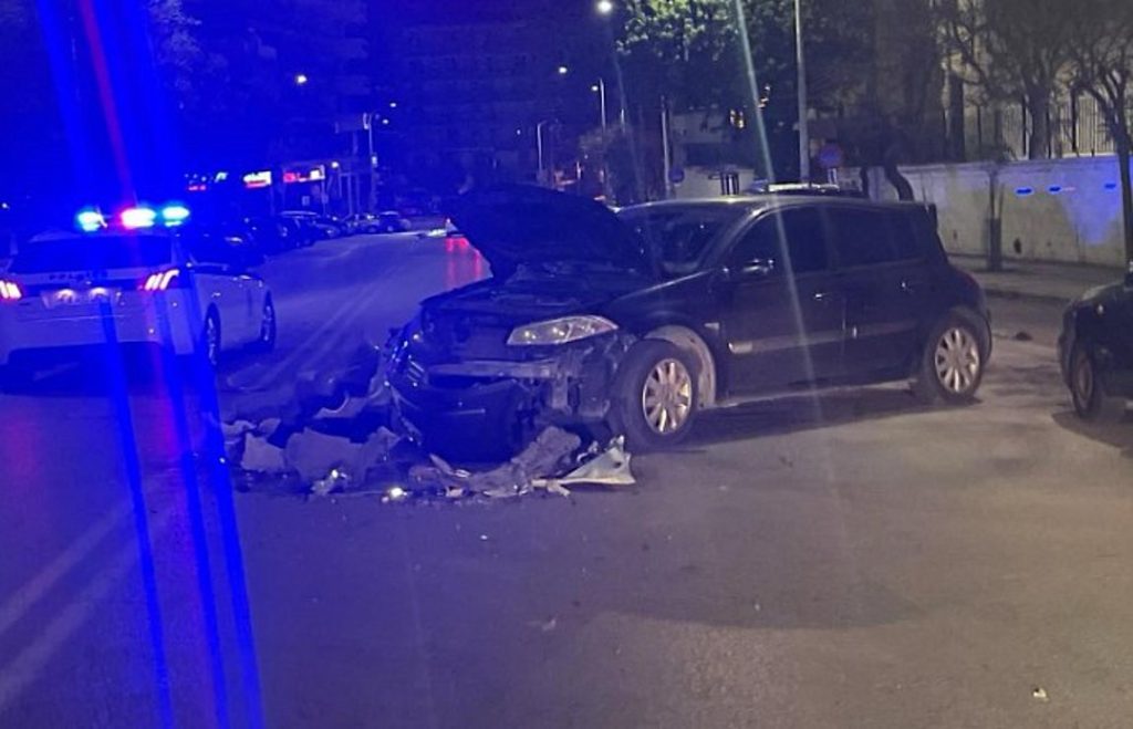 Θεσσαλονίκη: Αυτοκίνητο μπήκε στο αντίθετο ρεύμα και συγκρούστηκε μετωπικά με άλλο ΙΧ