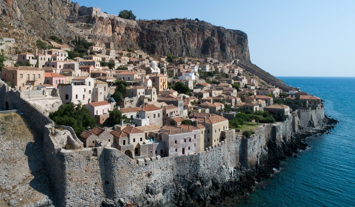 Μονεμβασιά: Δέκα διαφορετικές εμπειρίες που πρέπει να ζήσεις αν επισκεφθείς το «μικρό Γιβραλτάρ»